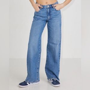Garage High Rise Wide Leg Jean
